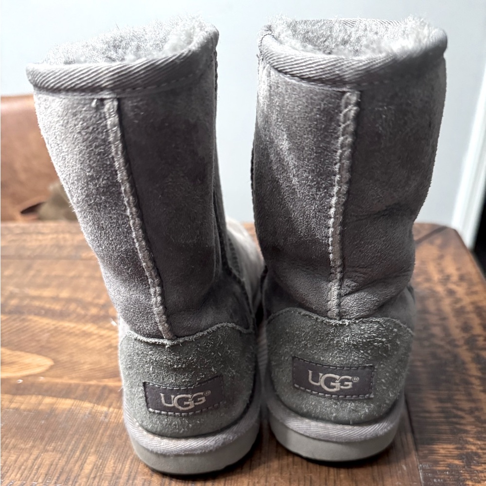 Girls UGG Gray Boots-Size 4